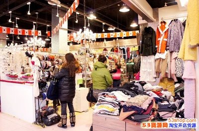 北京聚龍服裝批發(fā)市場全攻略 地址交通與拿貨技巧